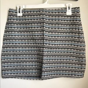 High waisted woven pencil skirt